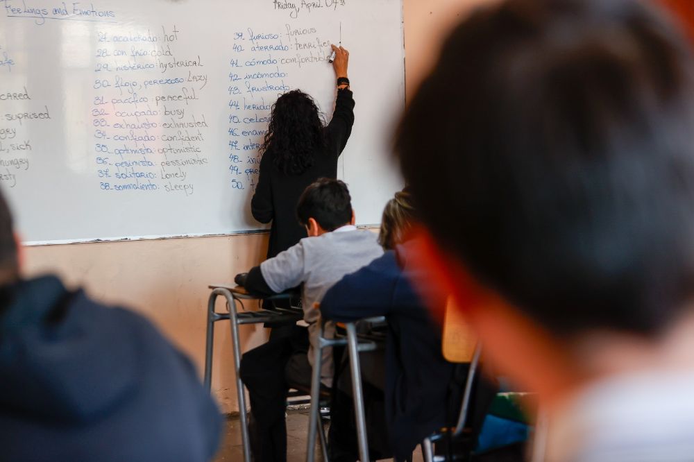 “Prácticas de cuidado y ética del cuidado en la escuela y en la enseñanza durante la pandemia de Covid 19” revela que las prácticas de cuidado y vínculos afectivos de parte del profesorado al alumnado, “se perciben negativamente debido a la percepción de la carga de trabajo gratuito".